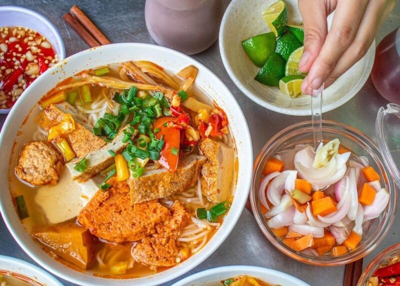 Bún chả cá là món ngon hấp dẫn ở Đà Nẵng